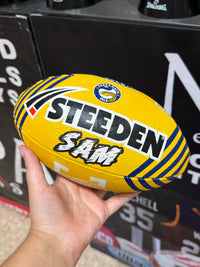 Load image into Gallery viewer, Personalised Parramatta Eels Official NRL Ball (11inch mini ball)
