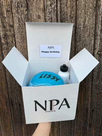 Load image into Gallery viewer, Personalised Netball Gift Pack (Size 5)
