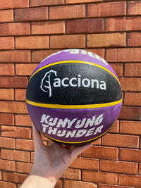 Load image into Gallery viewer, Personalised NBA Official LA Lakers Team Basketball (SIZE 7)
