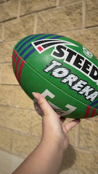 Load and play video in Gallery viewer, Personalised New Zealand Warriors Official NRL Ball (Size 5)
