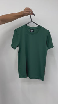 Load and play video in Gallery viewer, Personalised Green Training Jersey - Mens
