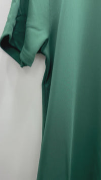Load and play video in Gallery viewer, Personalised Green Training Jersey - Kids
