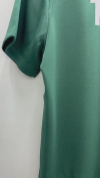 Load and play video in Gallery viewer, Personalised Green Training Jersey - Kids
