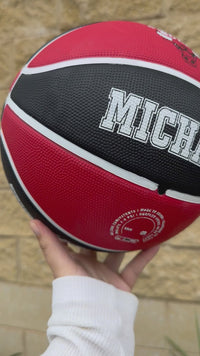 Load and play video in Gallery viewer, Personalised NBA Official Chicago Bulls Team Basketball (Size 7)
